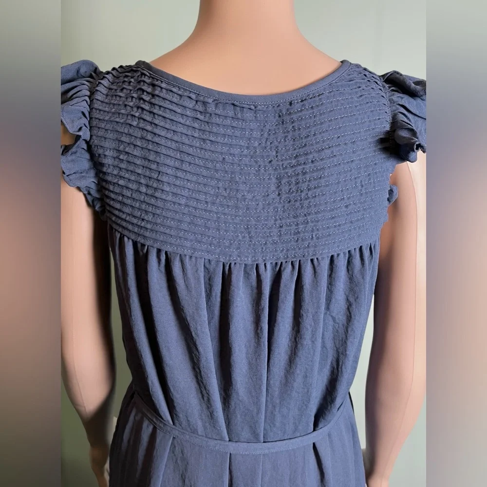 H & M Blue/Slate Dress. Smocked detail at the neckline, Ruffle Sleeves. Size 6 - Picture 3 of 7